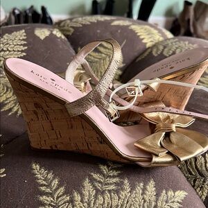 New Kate Spade Metallic Gold Wedge Sandals